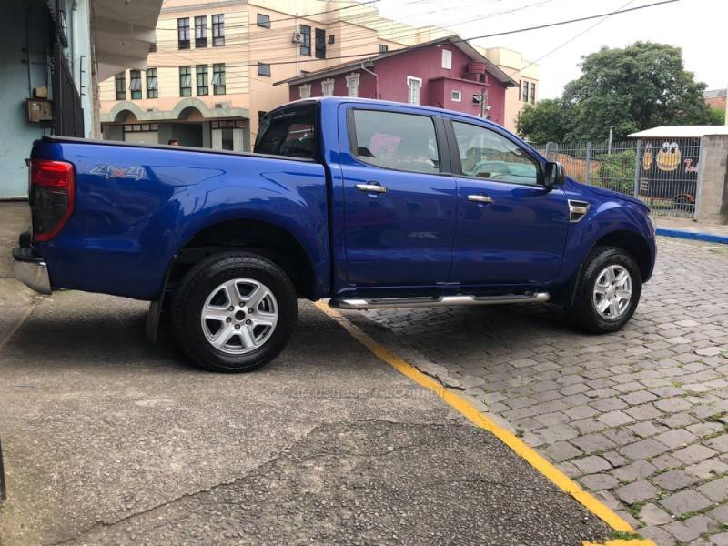 FORD - RANGER - 2013/2014 - Azul - Sob Consulta