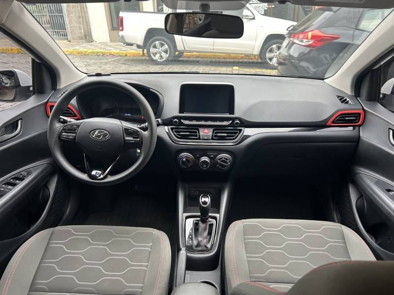 HYUNDAI - HB20X - 2022/2022 - Branca - Sob Consulta