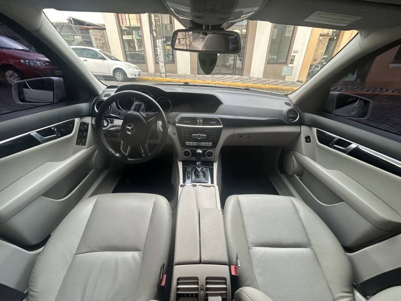 MERCEDES-BENZ - C 180 - 2012/2012 - Branca - Sob Consulta