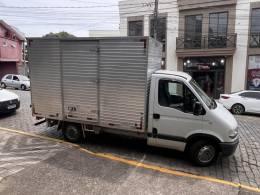 RENAULT - MASTER - 2006/2007 - Branca - R$ 85.000,00