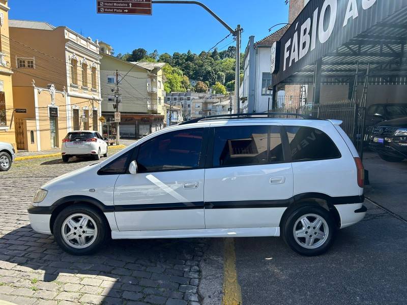 CHEVROLET - ZAFIRA - 2003/2003 - Branca - Sob Consulta