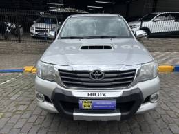 TOYOTA - HILUX - 2012/2013 - Prata - Sob Consulta