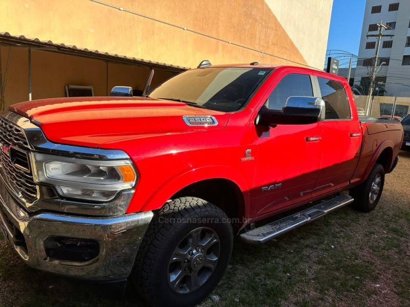 RAM - 2500 LARAMIE - 2019/2019 - Vermelha - Sob Consulta