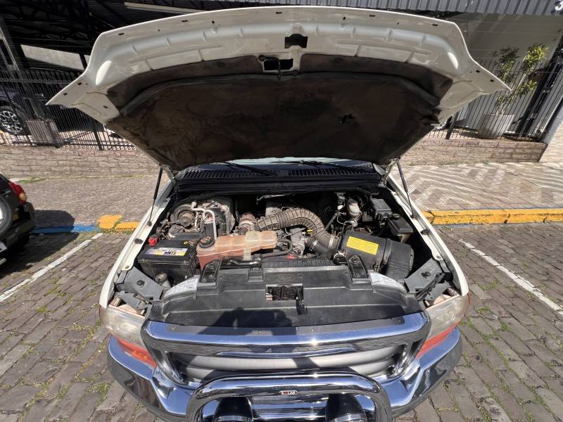 FORD - F-250 - 2000/2000 - Branca - Sob Consulta