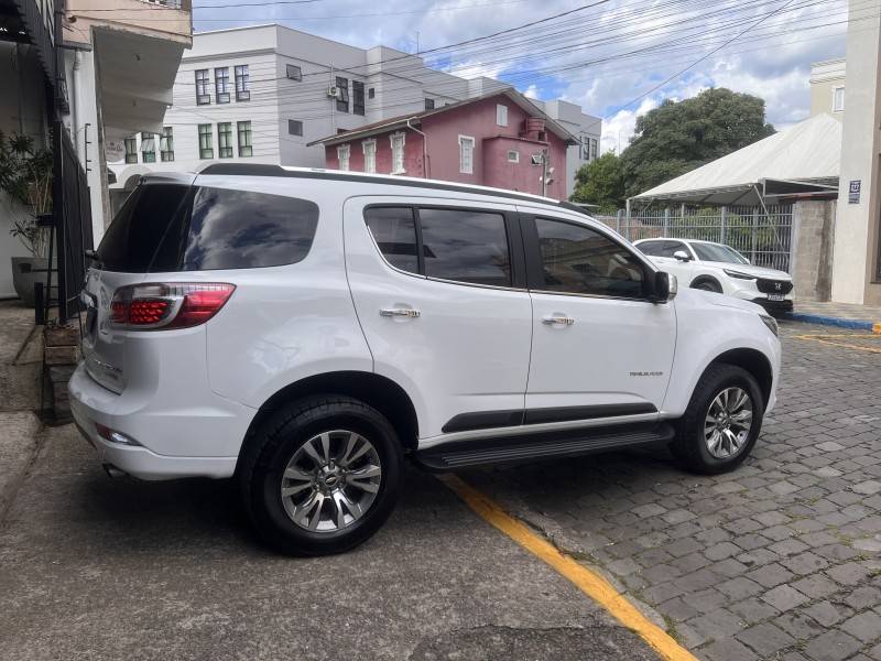 CHEVROLET - TRAILBLAZER - 2019/2020 - Branca - R$ 184.000,00
