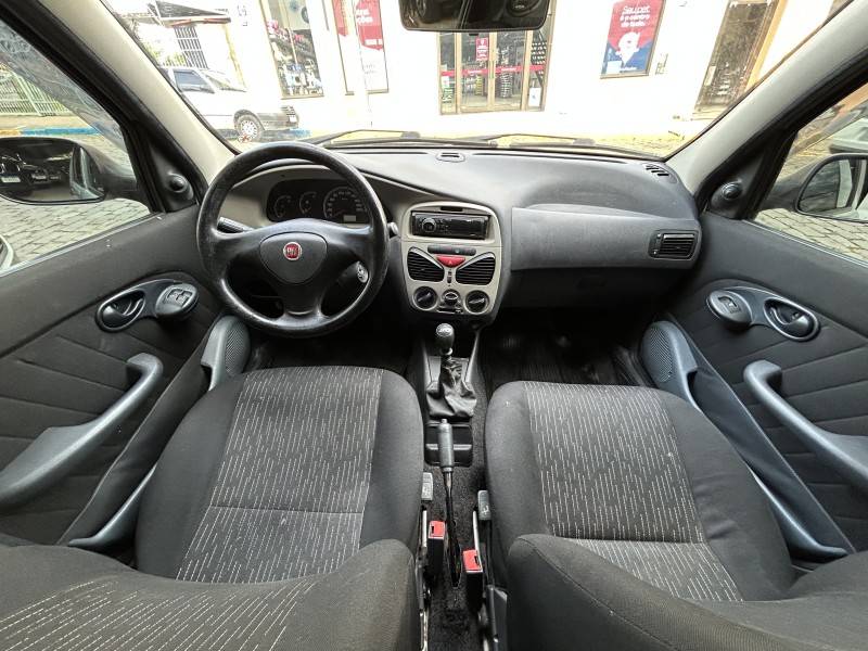 FIAT - SIENA - 2012/2012 - Prata - Sob Consulta