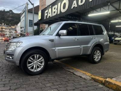 MITSUBISHI - PAJERO FULL - 2018/2018 - Prata - R$ 216.000,00