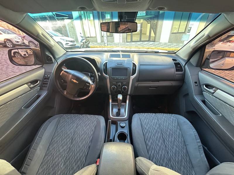 CHEVROLET - S10 - 2015/2015 - Prata - Sob Consulta