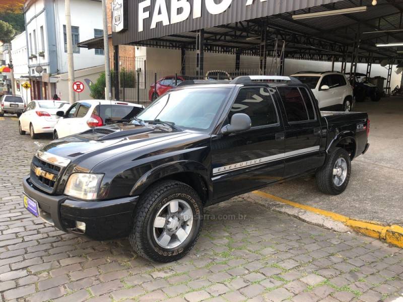 CHEVROLET - S10 - 2011/2011 - Preta - Sob Consulta