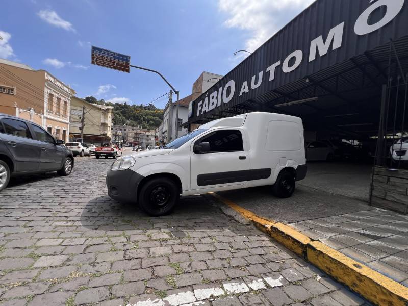 FIAT - FIORINO - 2015/2015 - Branca - Sob Consulta