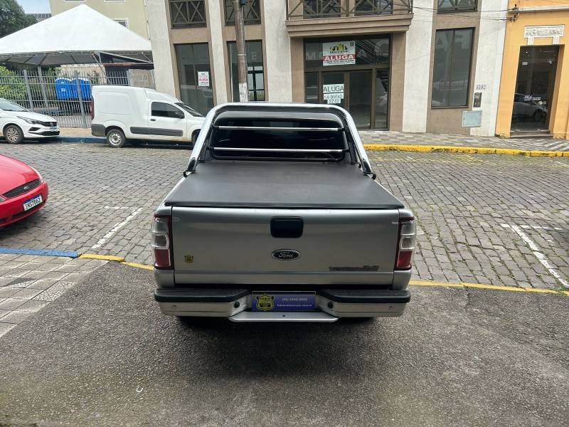 FORD - RANGER - 2011/2012 - Prata - Sob Consulta