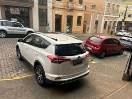 TOYOTA - RAV4 - 2018/2018 - Branca - R$ 135.000,00