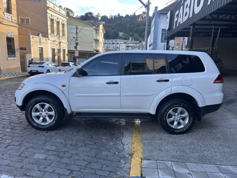 MITSUBISHI - PAJERO DAKAR - 2011/2012 - Branca - Sob Consulta