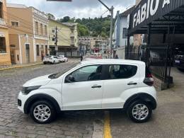 FIAT - MOBI - 2022/2023 - Branca - R$ 58.000,00