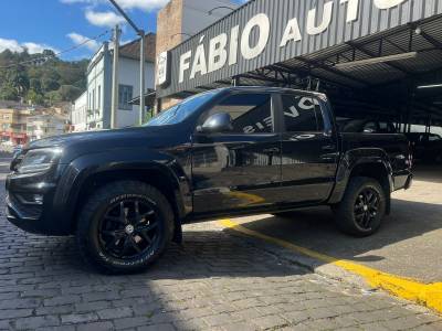 VOLKSWAGEN - AMAROK - 2019/2020 - Preta - R$ 175.000,00