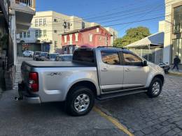 CHEVROLET - S10 - 2015/2015 - Prata - Sob Consulta