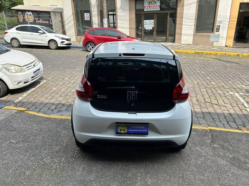 FIAT - MOBI - 2022/2023 - Branca - R$ 58.000,00