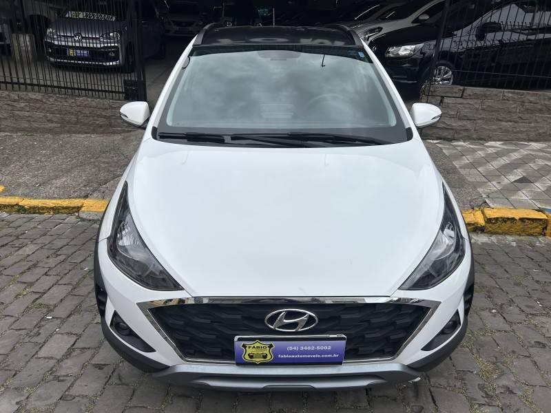 HYUNDAI - HB20X - 2022/2022 - Branca - Sob Consulta