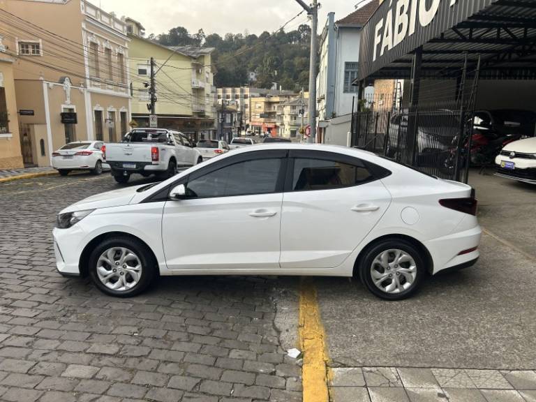 HYUNDAI - HB20S - 2024/2024 - Branca - Sob Consulta