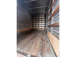 RENAULT - MASTER - 2006/2007 - Branca - R$ 85.000,00