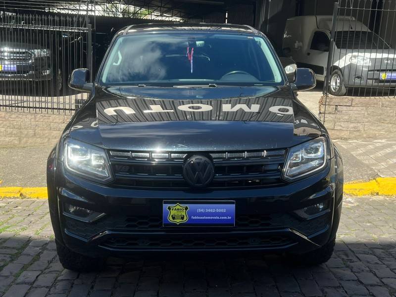 VOLKSWAGEN - AMAROK - 2019/2020 - Preta - R$ 175.000,00