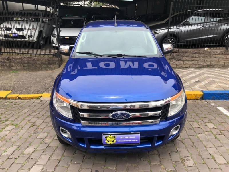 FORD - RANGER - 2013/2014 - Azul - Sob Consulta