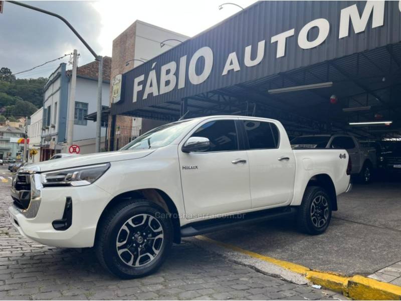 TOYOTA - HILUX - 2024/2024 - Branca - Sob Consulta