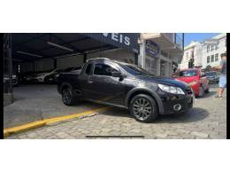 VOLKSWAGEN - SAVEIRO - 2010/2011 - Preta - Sob Consulta