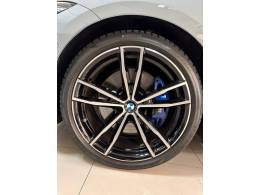 BMW - 320I - 2023/2024 - Cinza - R$ 329.000,00