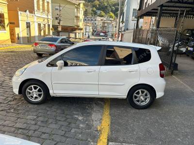 HONDA - FIT - 2006/2007 - Branca - Sob Consulta