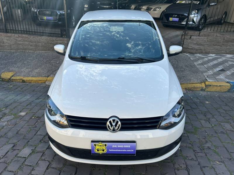 VOLKSWAGEN - FOX - 2011/2011 - Branca - Sob Consulta