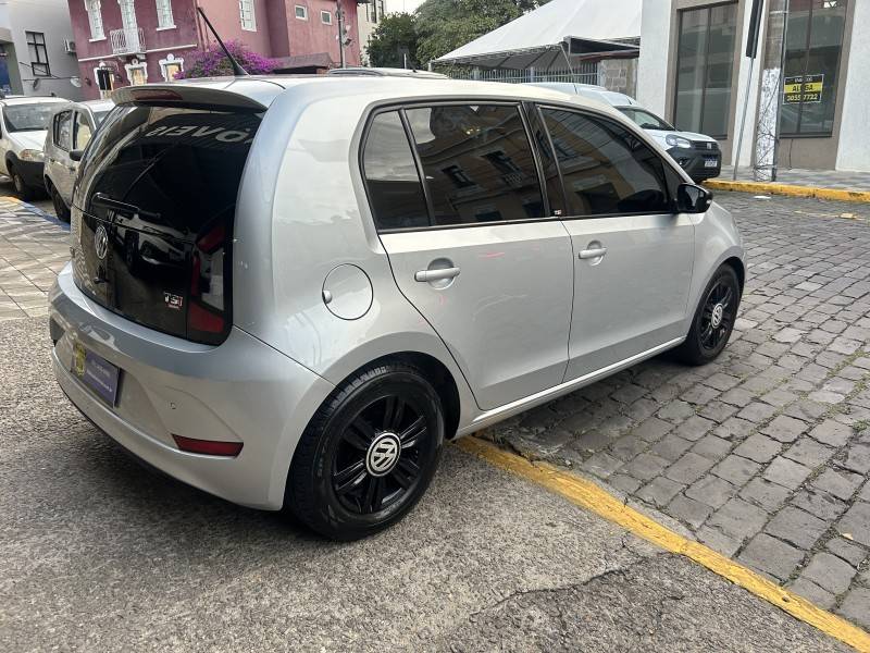 VOLKSWAGEN - UP - 2017/2018 - Prata - Sob Consulta