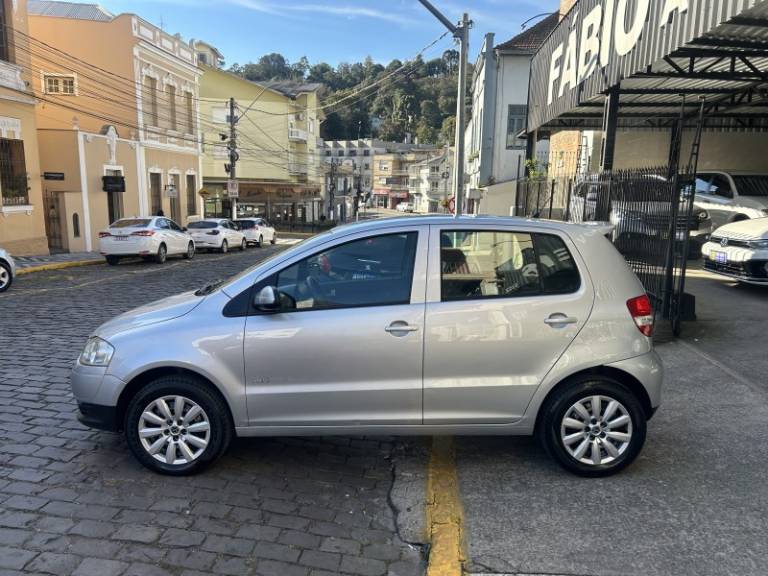 VOLKSWAGEN - FOX - 2009/2009 - Prata - Sob Consulta