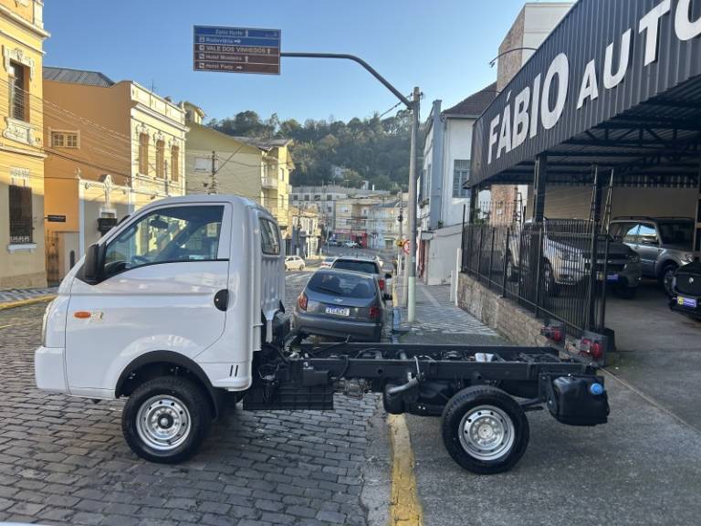 HYUNDAI - HR - 2025/2025 - Branca - Sob Consulta
