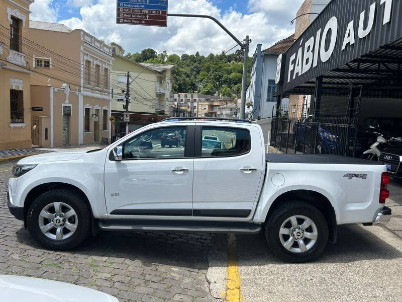 CHEVROLET - S10 - 2021/2022 - Branca - Sob Consulta