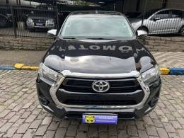 TOYOTA - HILUX - 2022/2022 - Preta - Sob Consulta