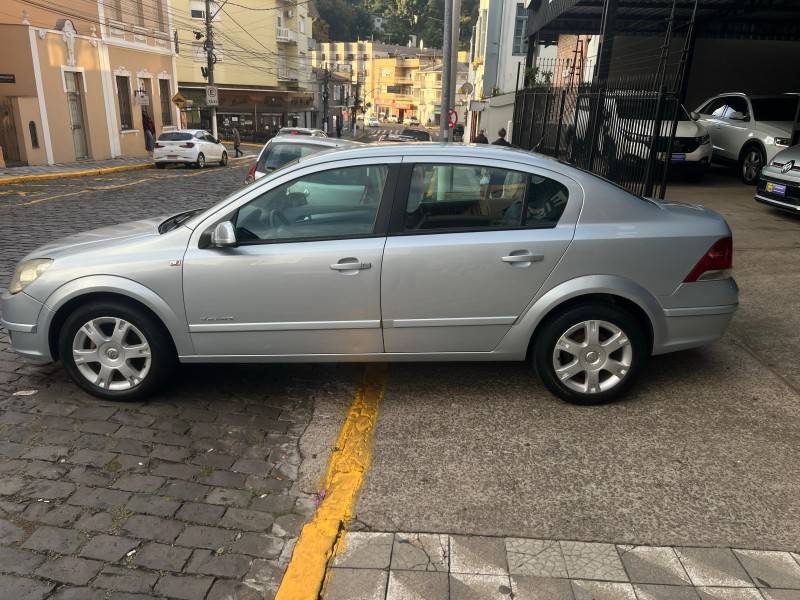 CHEVROLET - VECTRA - 2007/2008 - Prata - Sob Consulta