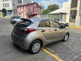 HYUNDAI - HB20 - 2016/2017 - Prata - Sob Consulta