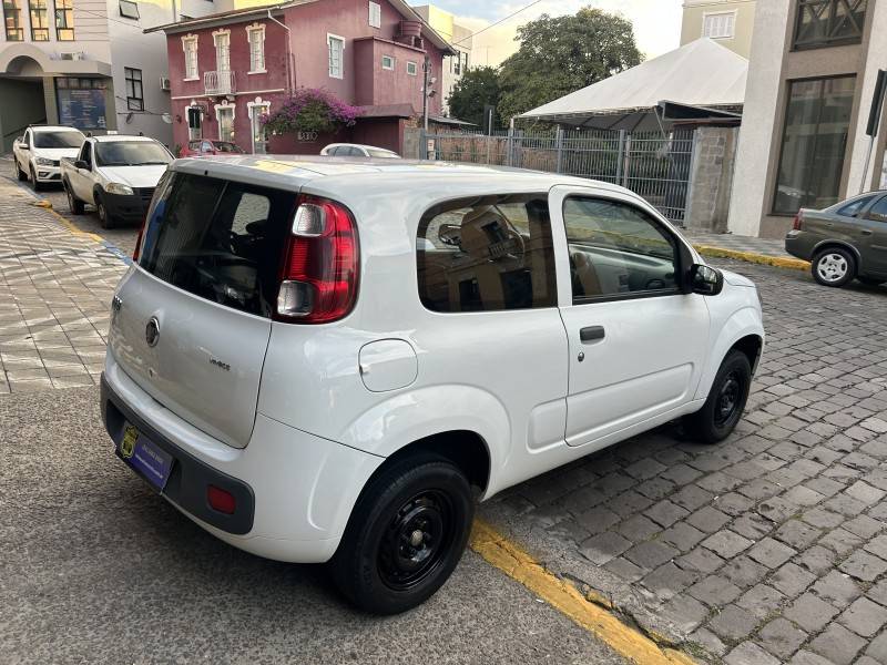 FIAT - UNO - 2013/2013 - Branca - Sob Consulta