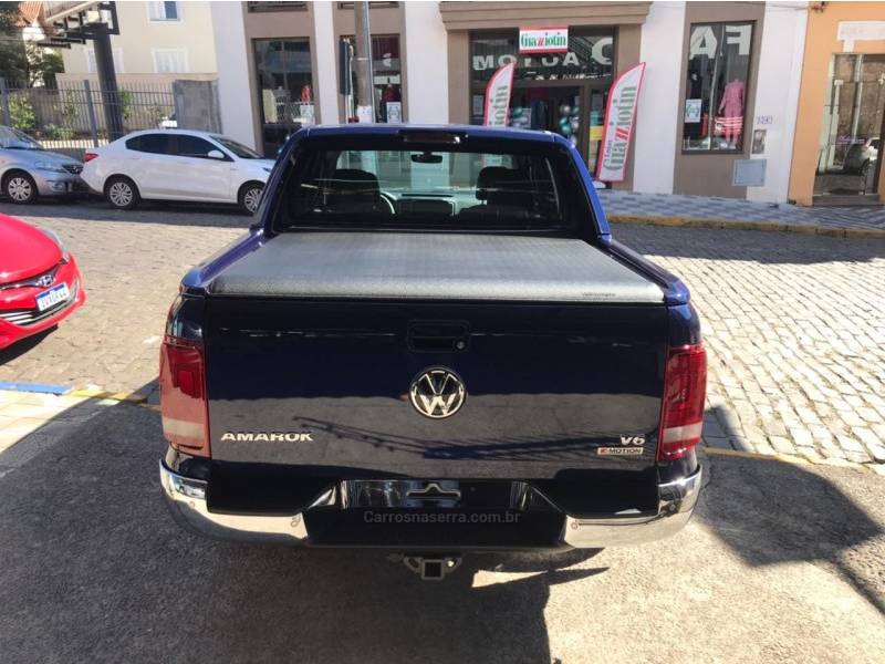 VOLKSWAGEN - AMAROK - 2023/2024 - Azul - Sob Consulta