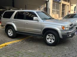 TOYOTA - HILUX SW4 - 2001/2001 - Prata - R$ 80.000,00