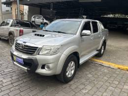 TOYOTA - HILUX - 2012/2013 - Prata - Sob Consulta