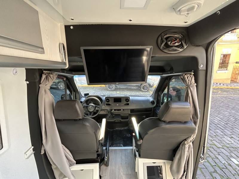 MERCEDES-BENZ - SPRINTER - 2022/2022 - Preta - Sob Consulta