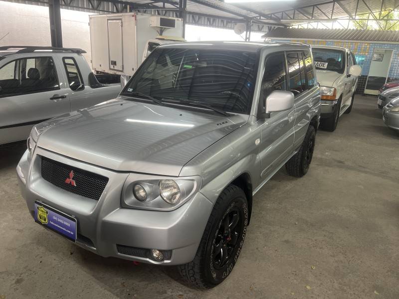 MITSUBISHI - PAJERO TR4 - 2008/2008 - Prata - Sob Consulta