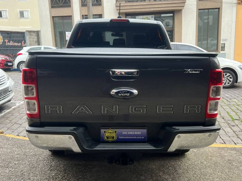 FORD - RANGER - 2022/2022 - Cinza - Sob Consulta