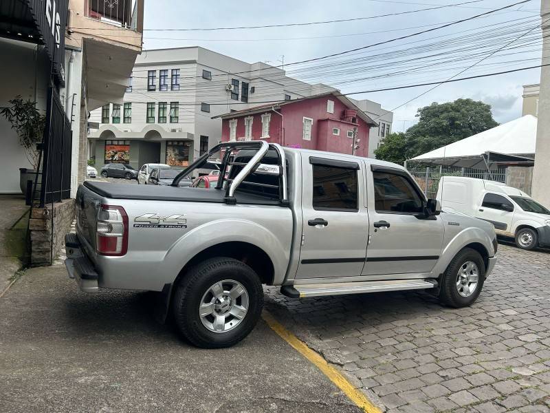 FORD - RANGER - 2011/2012 - Prata - Sob Consulta