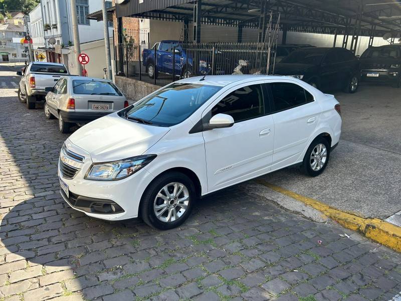 CHEVROLET - PRISMA - 2014/2015 - Branca - Sob Consulta